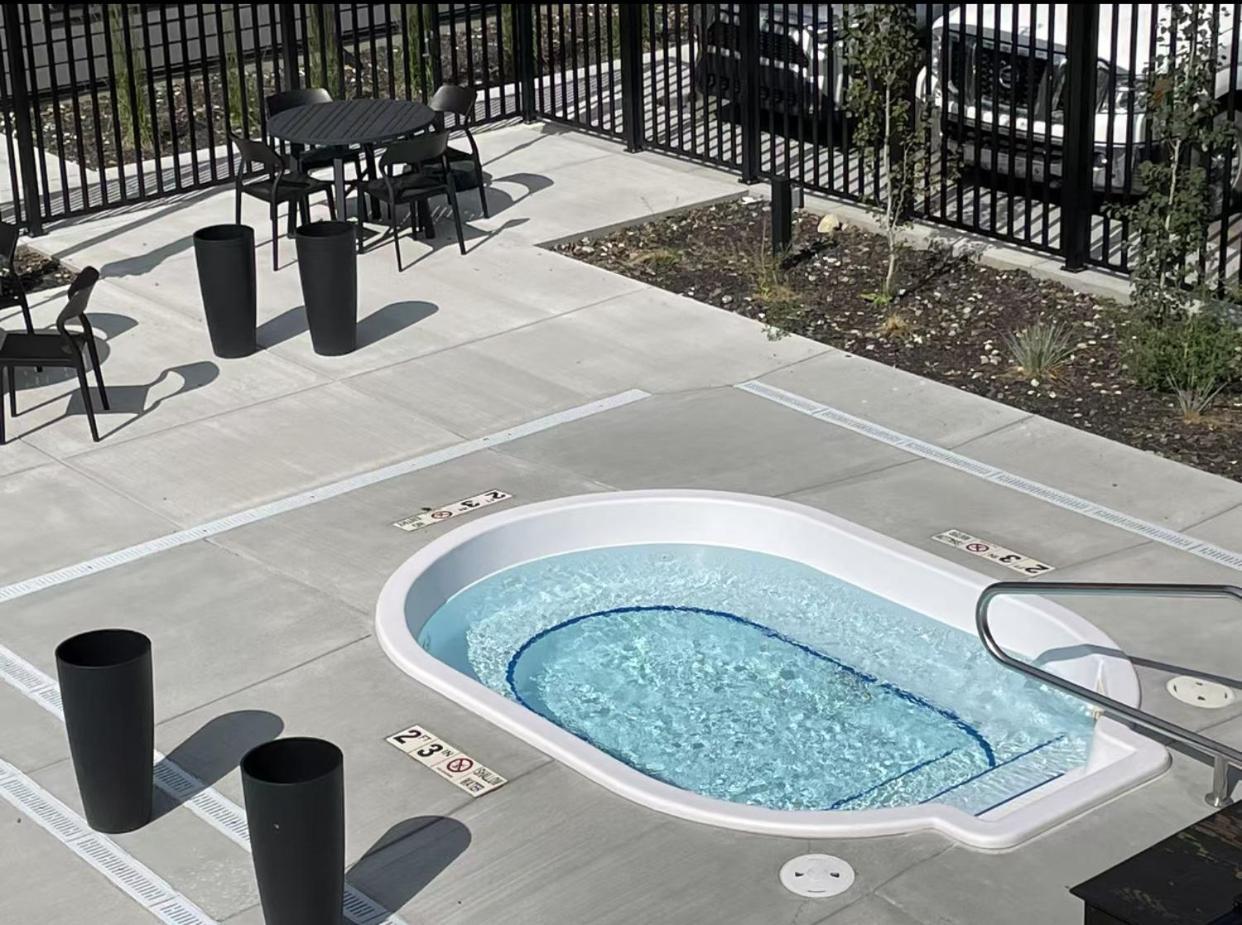Brand New 2Br Condo With Outdoor Swimming Pool And Hot Tub Кенмор Екстер'єр фото