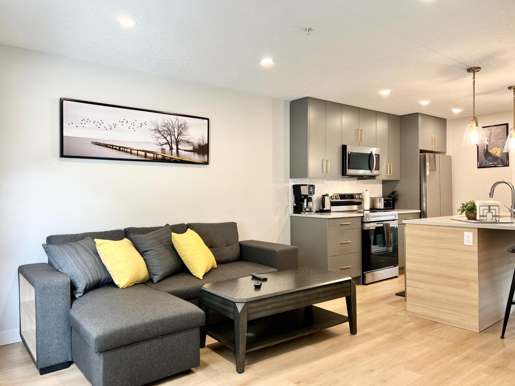 Brand New 2Br Condo With Outdoor Swimming Pool And Hot Tub Кенмор Екстер'єр фото